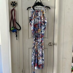 Beautiful summer dress.